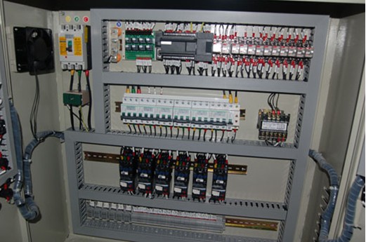 变频器控制柜配置原理及注意事项