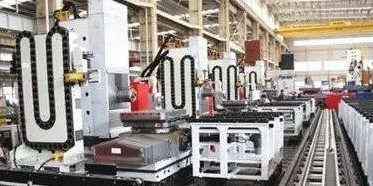 一个德国AGV+RFID全自动无人工厂